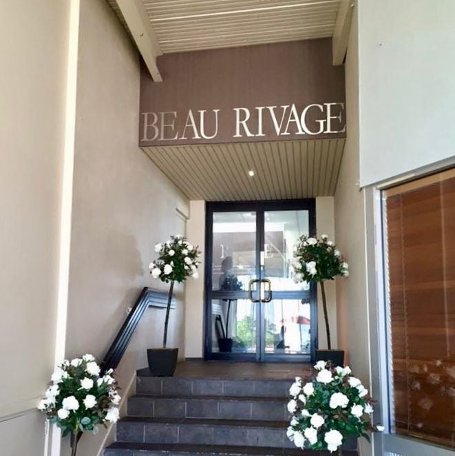 Signage Image -5cbeb716668fb